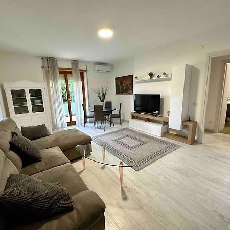 Appartamento Luminoso Domus Eur Rom Exteriör bild