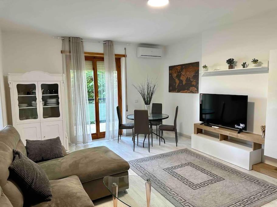 Appartamento Luminoso Domus Eur Rom Exteriör bild