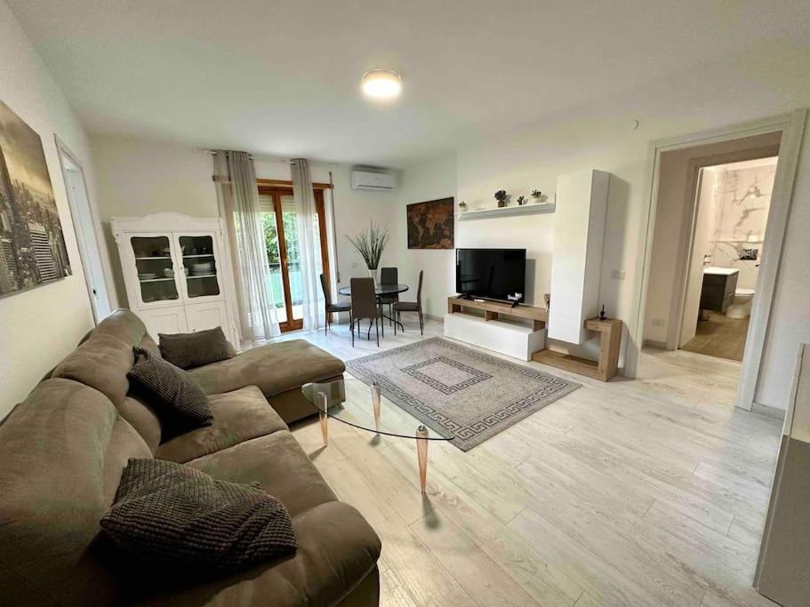 Appartamento Luminoso Domus Eur Rom Exteriör bild