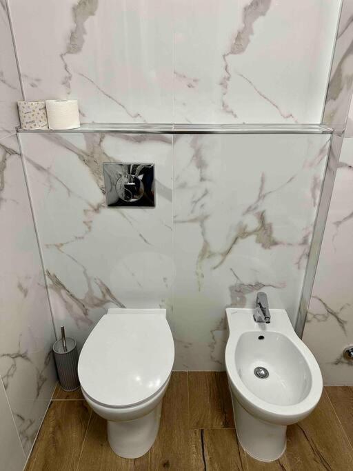 Appartamento Luminoso Domus Eur Rom Exteriör bild